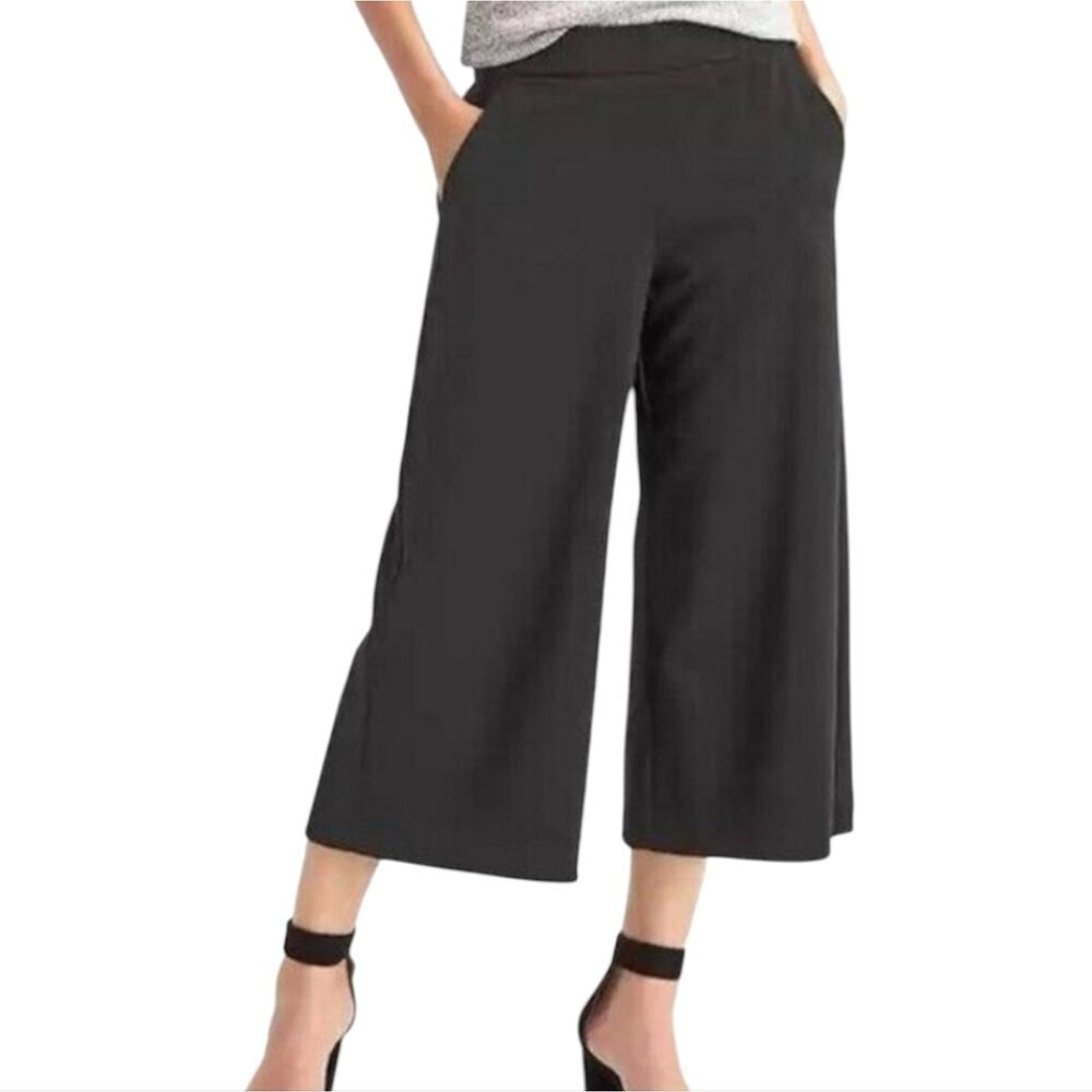 Loft Women's Black Gaucho Wide Leg Linen Blend Cropped Pants Size 6